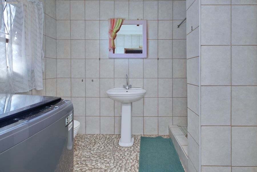 2 Bedroom Property for Sale in Azalea Park Eastern Cape